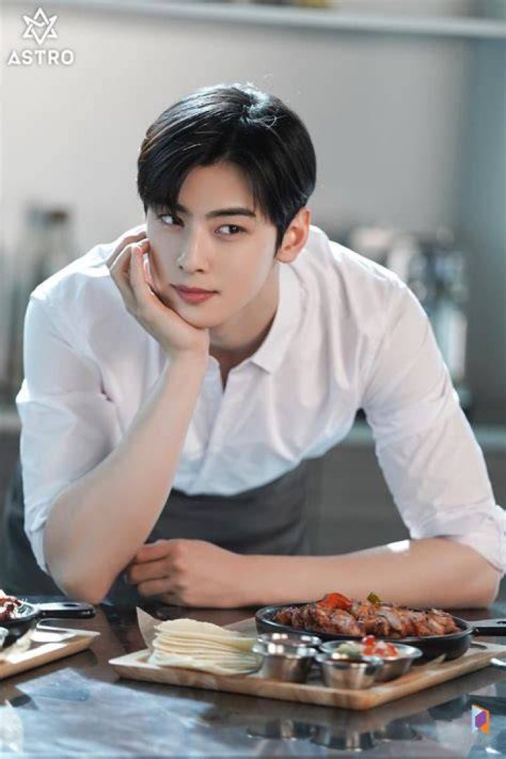 차은우 cha eunwoo🐰 on Twitter "i’m gonna miss this cute couple☹️💕