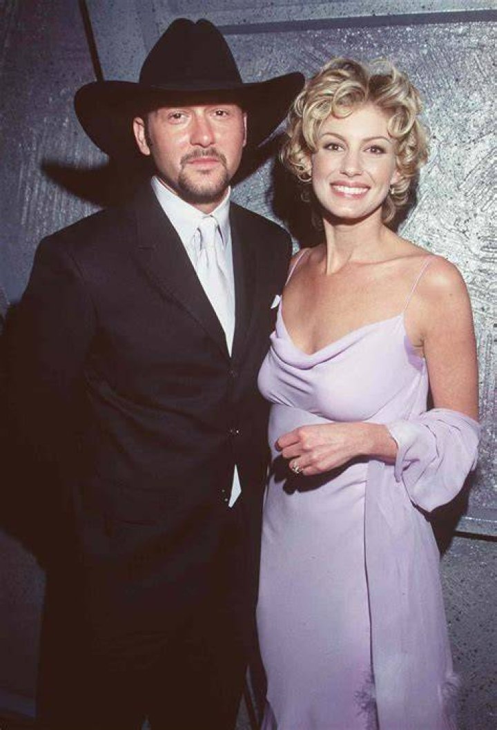 How Faith Hill Met Her Husband Tim McGraw in Late 1994