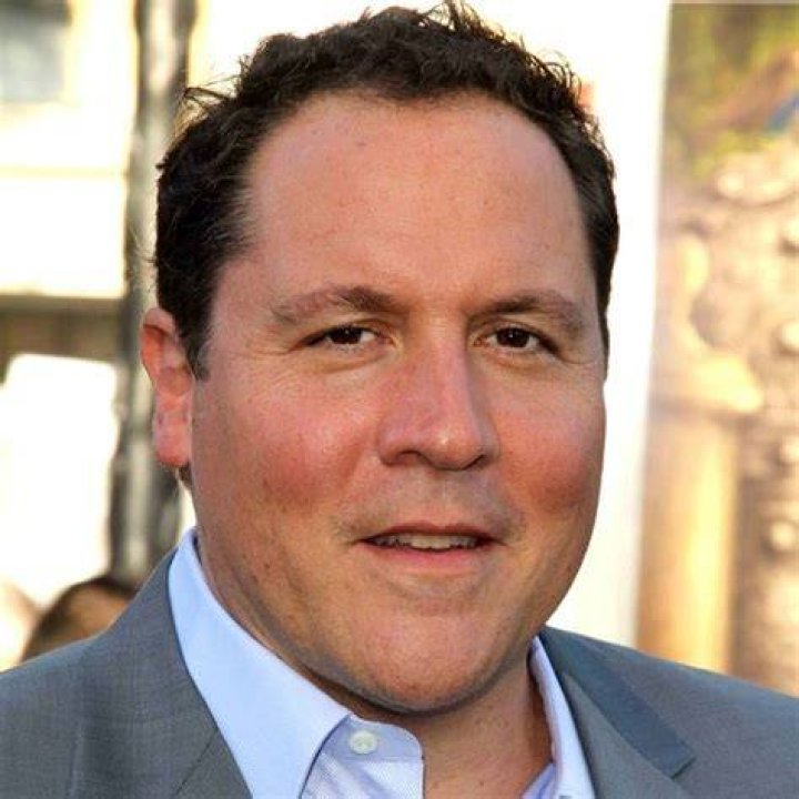 Incredible Net Worth Of Jon Favreau In 2022: Unveiled