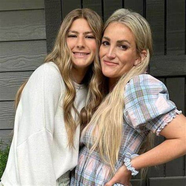 Jamie Lynn Spears' Daughter Maddie Hospitalized After Recess Incident