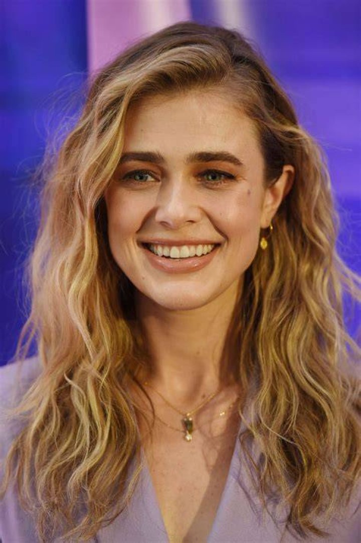 Melissa Roxburgh photo 6 of 65 pics, wallpaper photo 1073323 ThePlace2