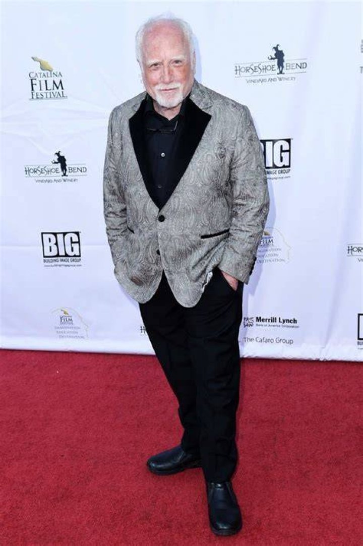 Richard Dreyfuss's Towering Height: Uncovering The Stature Of A Star