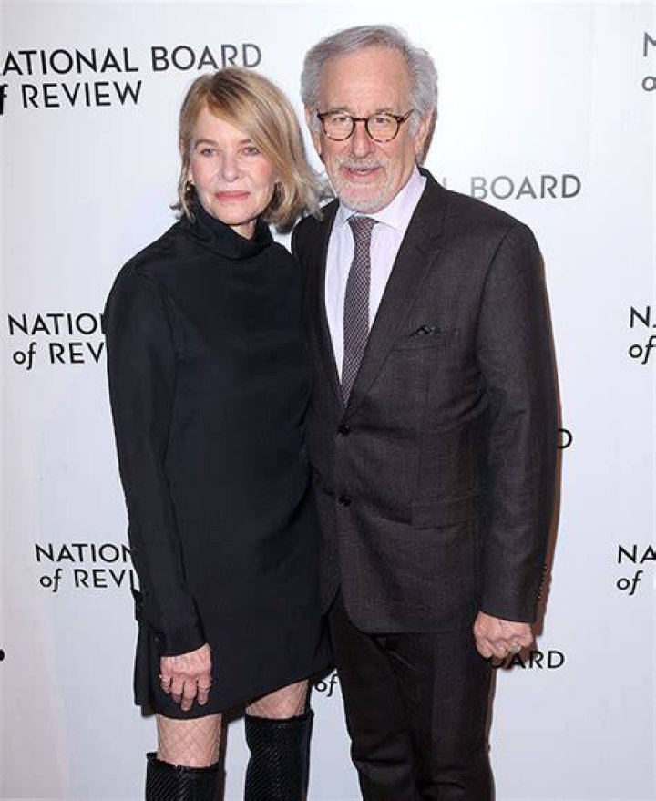 Steven Spielberg’s Wife Learn About Kate Capshaw & His Ex, Amy Irving